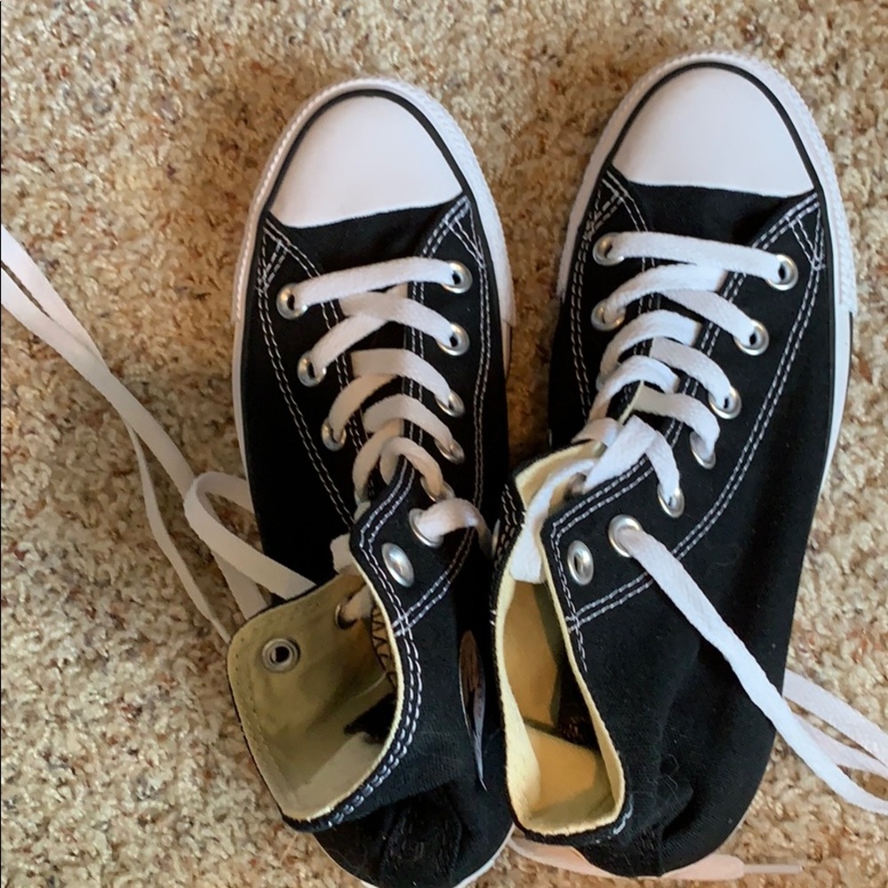 Black converse high top